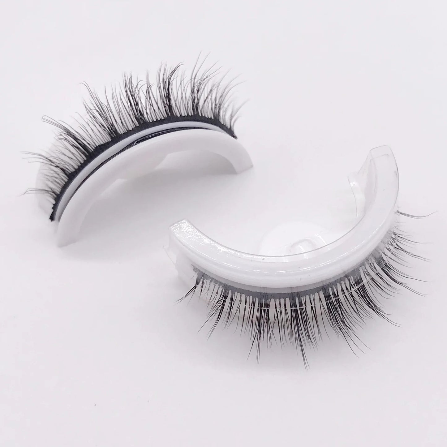 Reusable self-adhesive eyelashes (Free today)